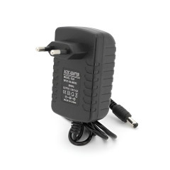 Блок живлення імпульсний Voltronic SPF-1202B 12V/2A (24W), штекер 5.5/2.5, довжина кабелю 0.9м, LED-індикація