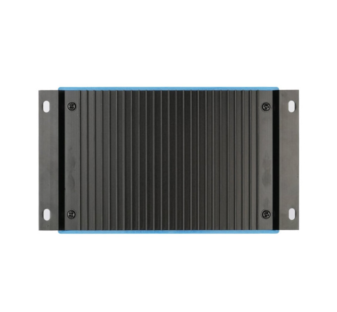 PWM-контроллер заряда солнечных панелей Victron Energy BlueSolar PWM-LCD&USB 12/24V-20A