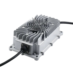 Зарядное устройство для аккумуляторов LiFePO4 12V (14,6V)-30A waterproof Зарядное устройство для аккумуляторов LiFePO4 12V (14,6V)-30A waterproof