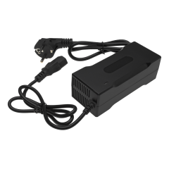 Зарядний пристрій для акумуляторів LiFePO4 12V (14.6V)-2A-24W Зарядний пристрій для акумуляторів LiFePO4 12V (14.6V)-2A-24W