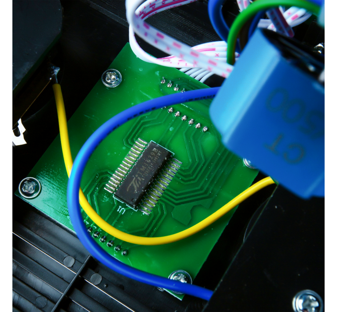 Стабилизатор напряжения LPT-1000RD (700W)