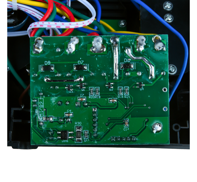Стабилизатор напряжения LPT-1000RD (700W)