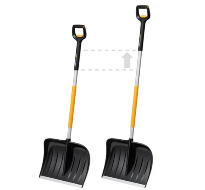 Fiskars X-series (1057189) Телескопический скрепер для уборки снега Fiskars X-series (1057189) Телескопический скрепер для уборки снега