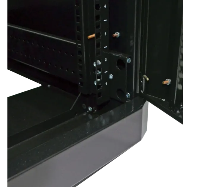 CMS (UA-MGSE33610MPB) 19" 33U 610х1055 Шкаф