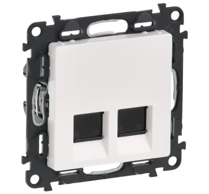 Legrand Valena Life UTP Кат.5е 2xRJ45 Механізм розетки білий Legrand Valena Life UTP Кат.5е 2xRJ45 Механізм розетки білий